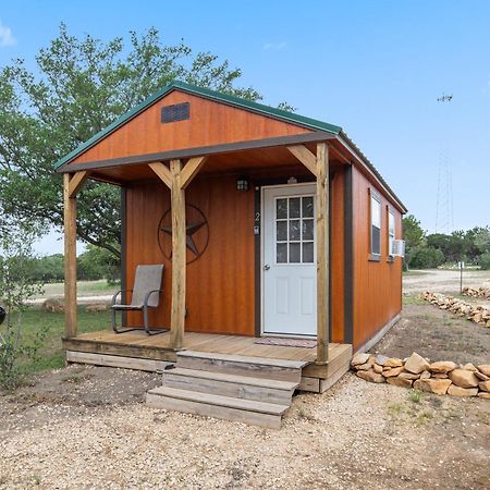 Hotel Great Heart Edwards Cabin 2 Bandera Exterior foto